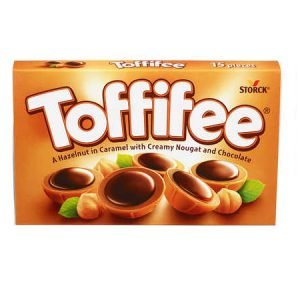 Toffifee σοκολατάκια ολόκλ.Φουντ.Σε Βάση Καραμ.Με γέμιση πάστας Φουντ.125g